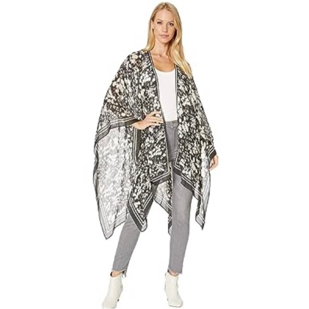 BRAND NEW! Women’s Rebecca Minkoff Pop Out Floral Ruana, Wrap, Scarf